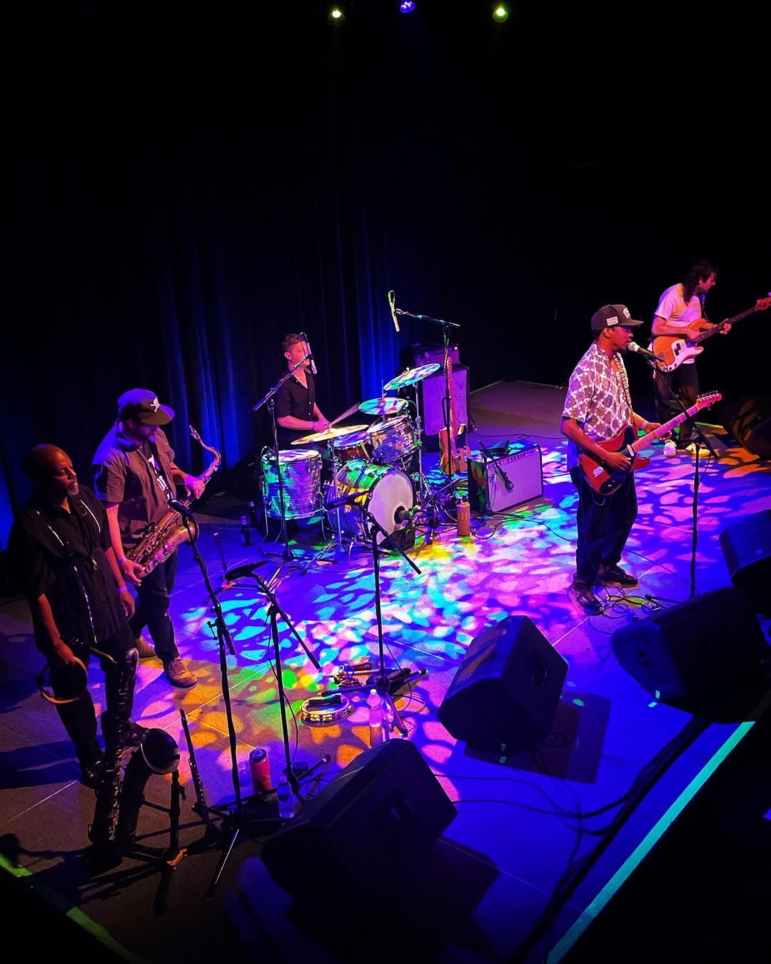 Black Joe Lewis & The Honeybears